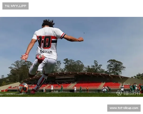 巴萨出售青训球员平衡财政，多家俱乐部关注潜在交易