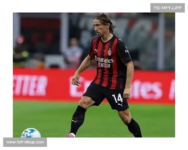 意甲首轮执法严厉，坎比亚索红牌停赛两场引发讨论