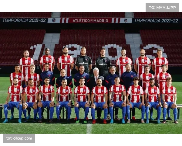 通讯：回顾马德里竞技过去五年防守体系的进化——从“442平行站位”到“紧凑型区域联防”